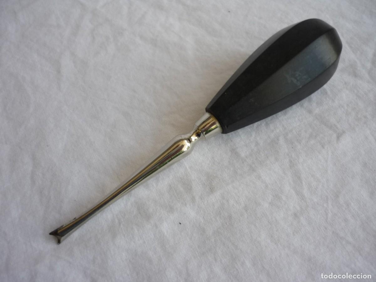 Antig&uuml;edades: Antiguo botador, herramienta de dentista, mango de madera - Foto 7