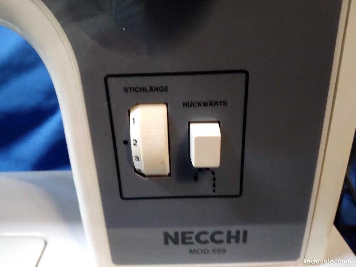 Antig&uuml;edades: MAQUINA DE COSER AUTOM&Aacute;TICA MARCA NECCHI MDLO. 559 - FUNCIONA - Foto 2