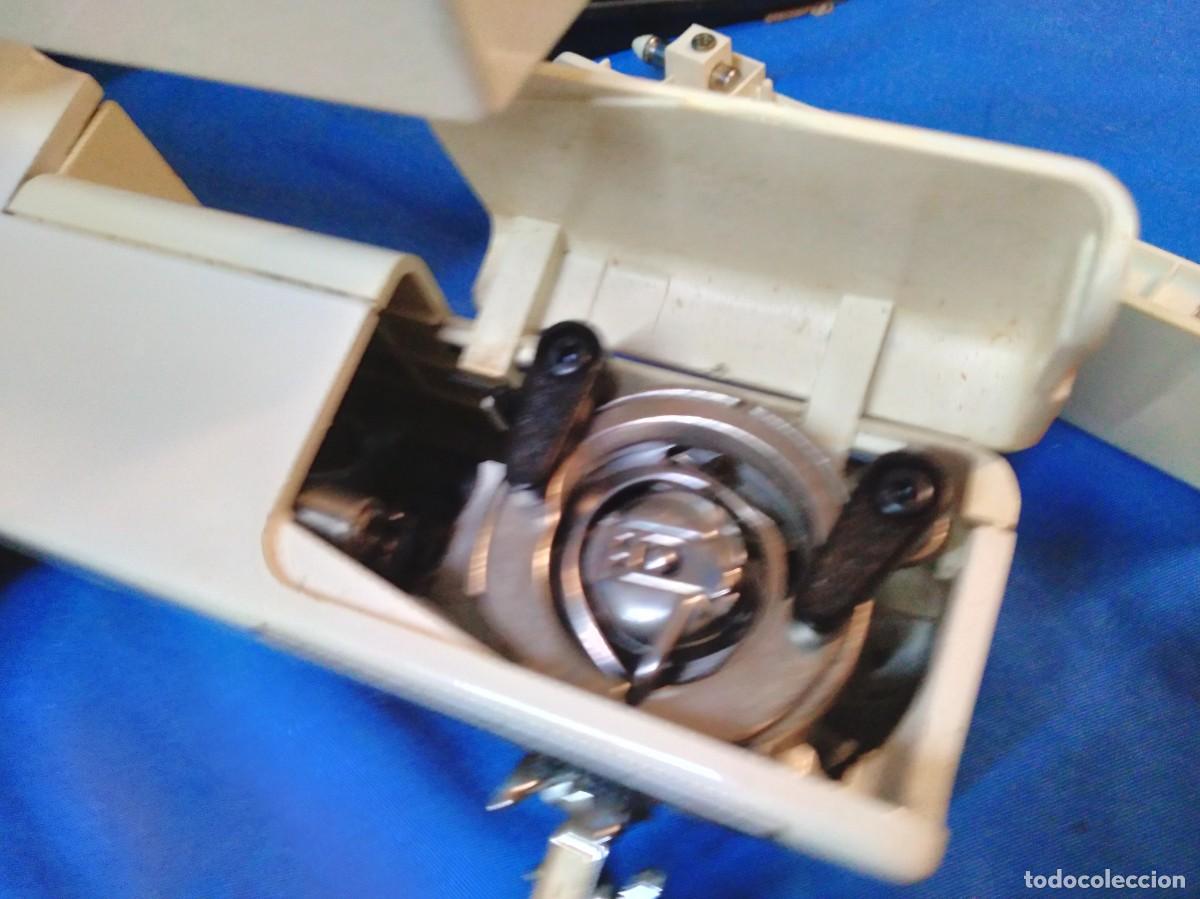 Antig&uuml;edades: MAQUINA DE COSER AUTOM&Aacute;TICA MARCA NECCHI MDLO. 559 - FUNCIONA - Foto 9