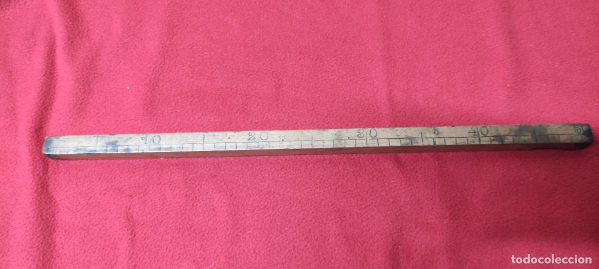 Antig&uuml;edades: ANTIGUA REGLA 50CM TIENDA DE TELAS - Foto 3