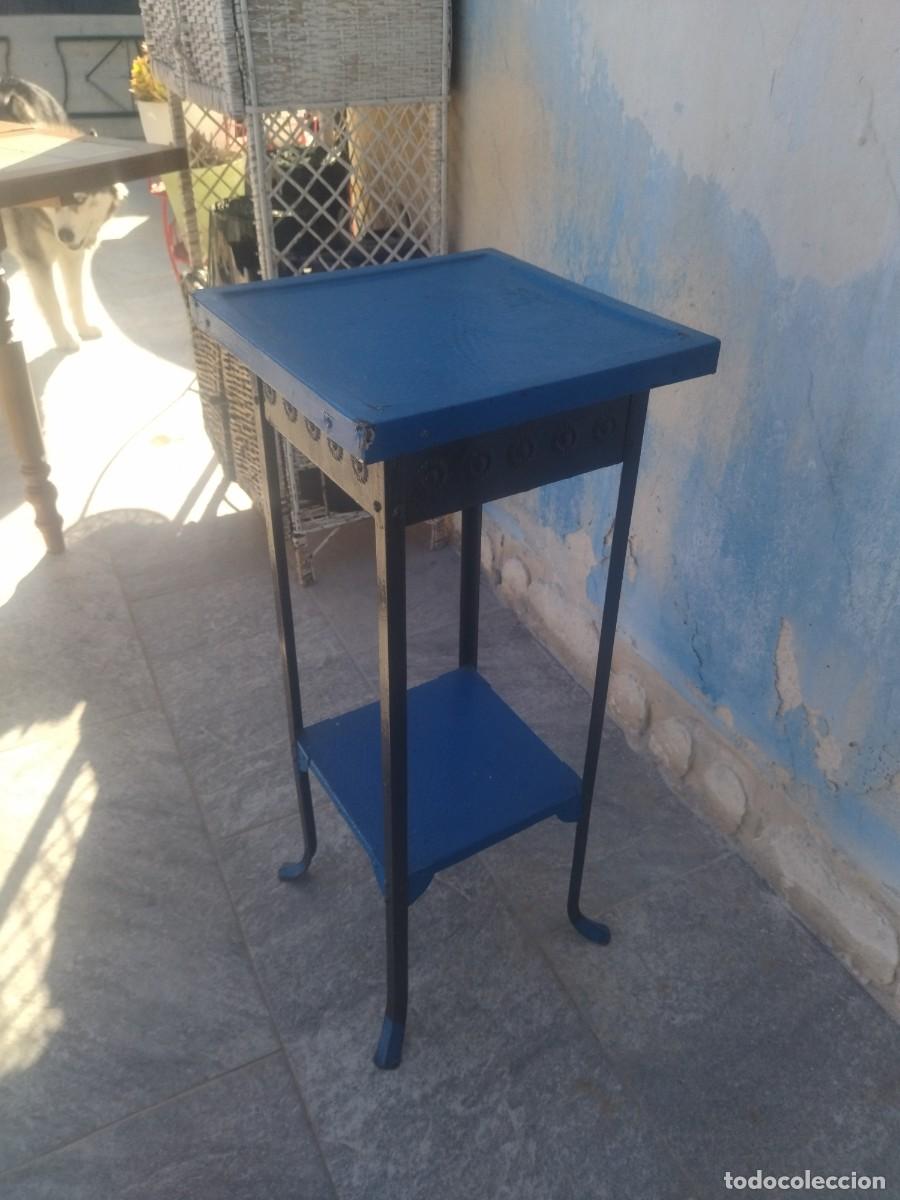 Antig&uuml;edades: Bonito pedestal hecho el forja y chapa. - Foto 6