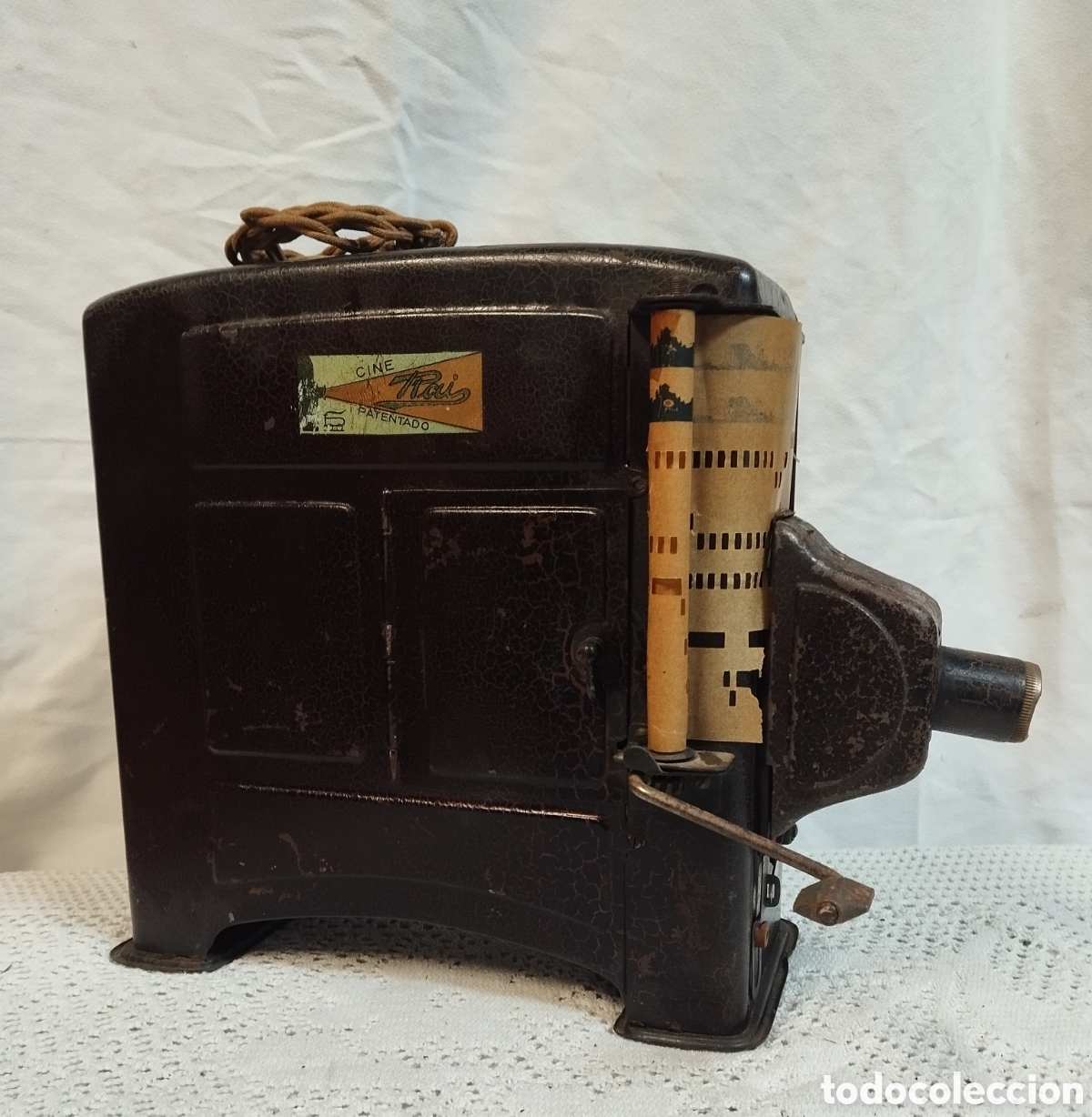 Antig&uuml;edades: Proyector de cine Rai de Paya - Foto 1