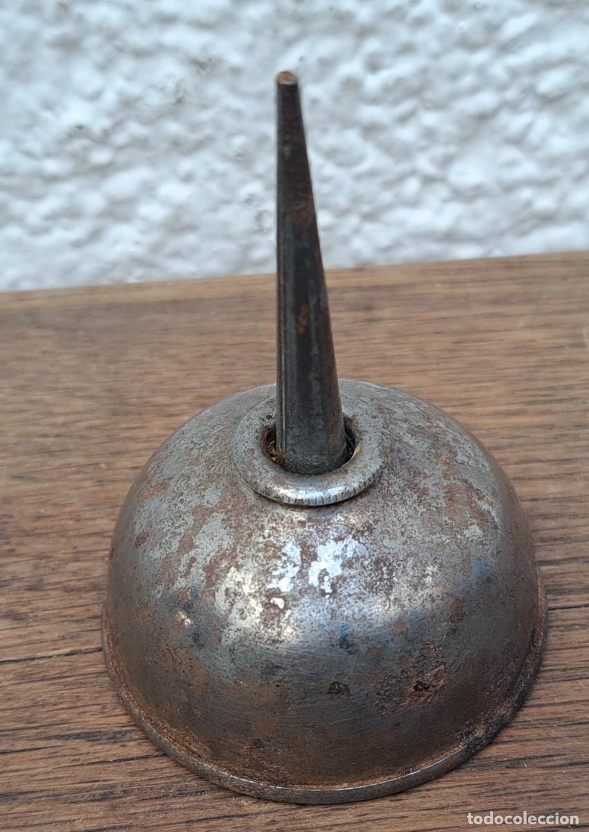Antig&uuml;edades: PEQUE&Ntilde;A ACEITERA - Foto 2