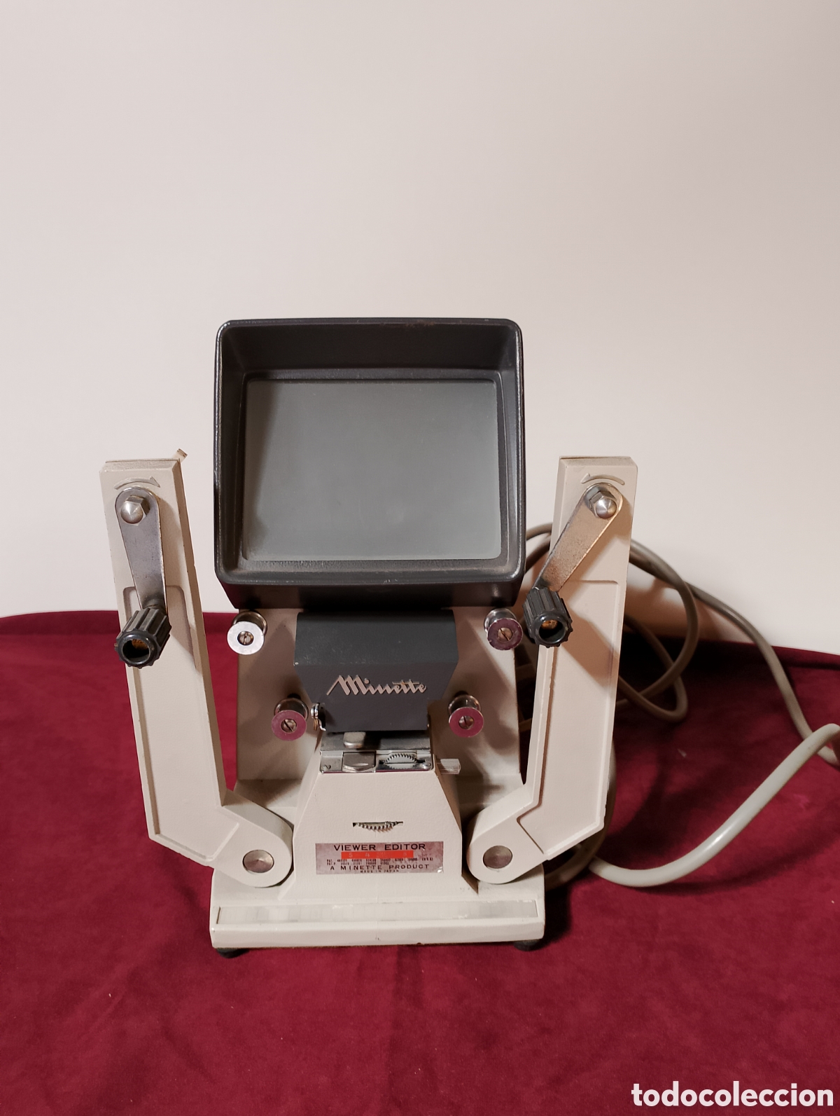 Antig&uuml;edades: Visor de pel&iacute;culas super-8mm. Funcional. - Foto 1