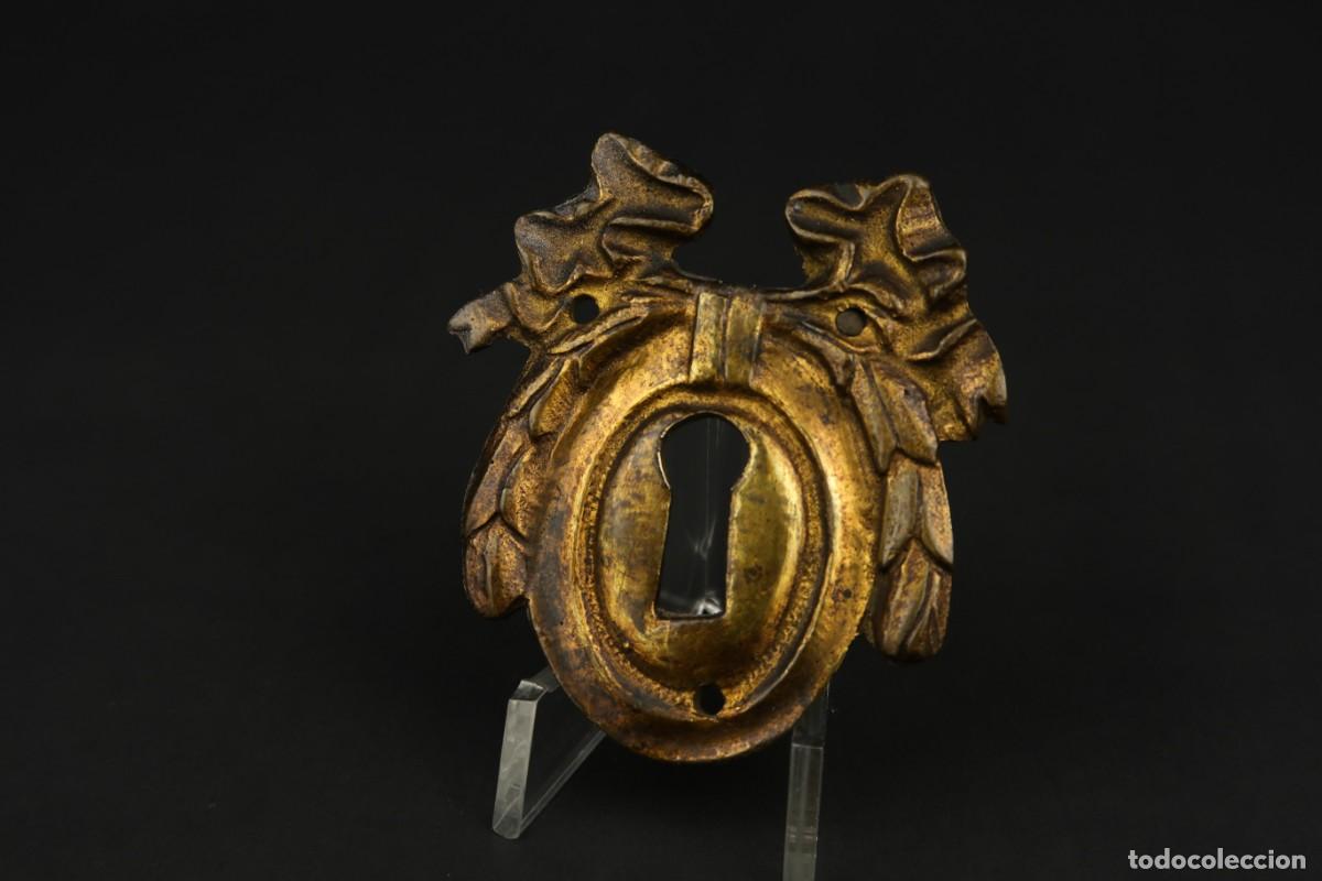Antig&uuml;edades: Antigua Bocallave de Bronce Dorado - Foto 2