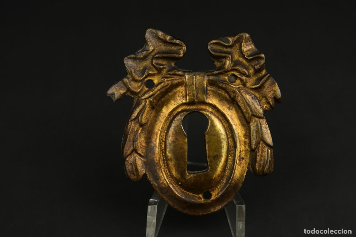 Antig&uuml;edades: Antigua Bocallave de Bronce Dorado - Foto 3