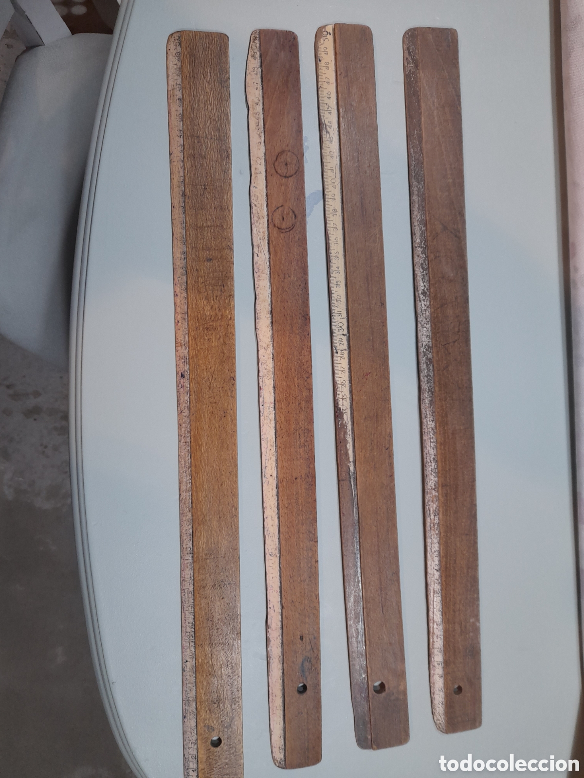 Antig&uuml;edades: Antiguas reglas de madera - Foto 1