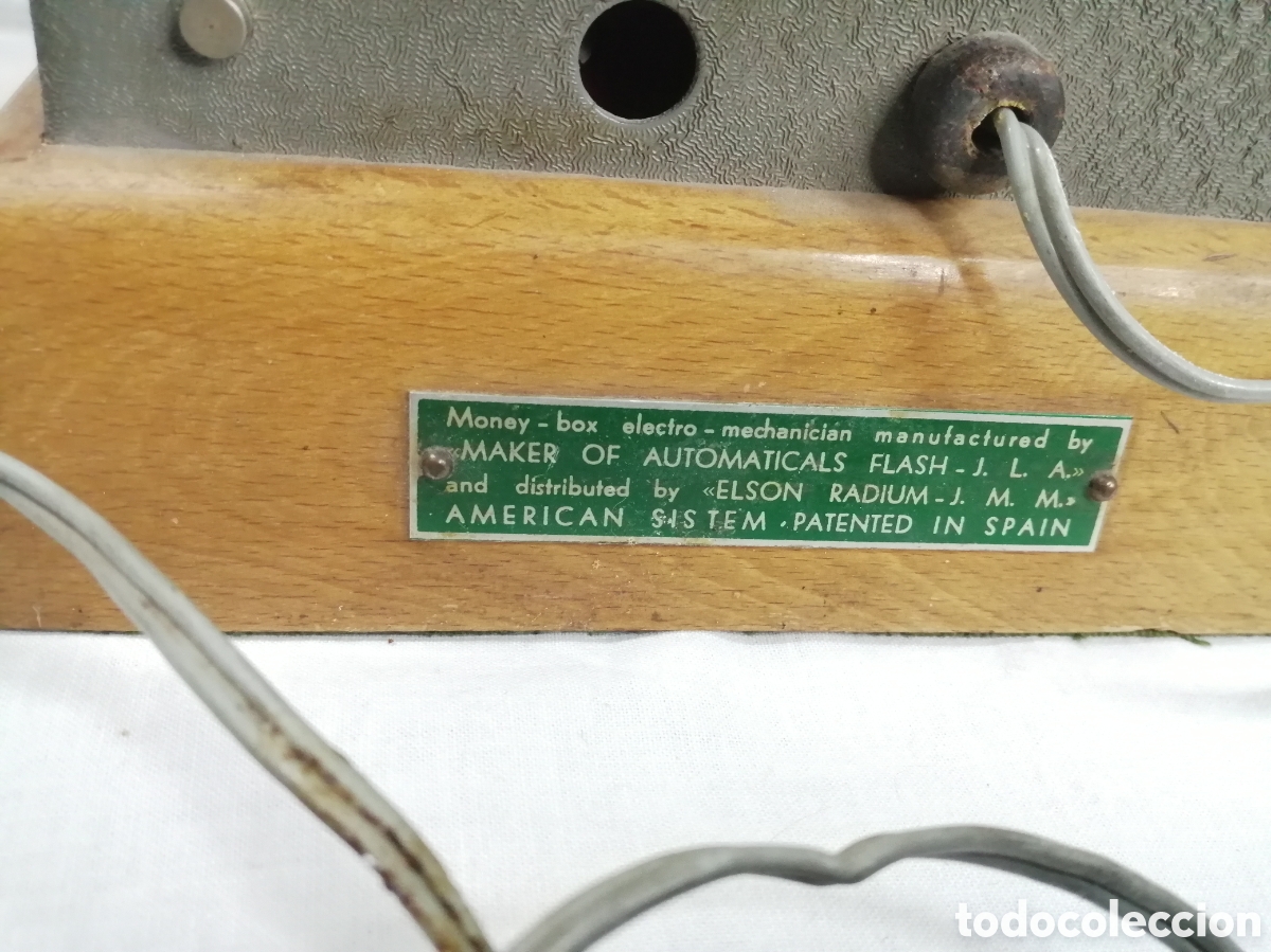 Antig&uuml;edades: Antigua hucha electrica - Foto 3
