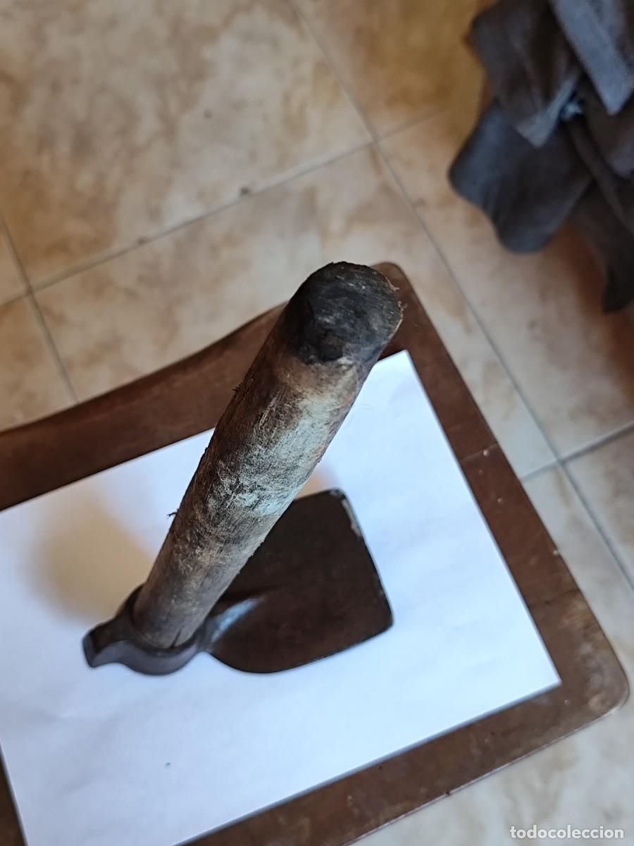 Antig&uuml;edades: HERRAMIENTA DE CARPINTERO. CHOLA. MARCA BELLOTA - Foto 3