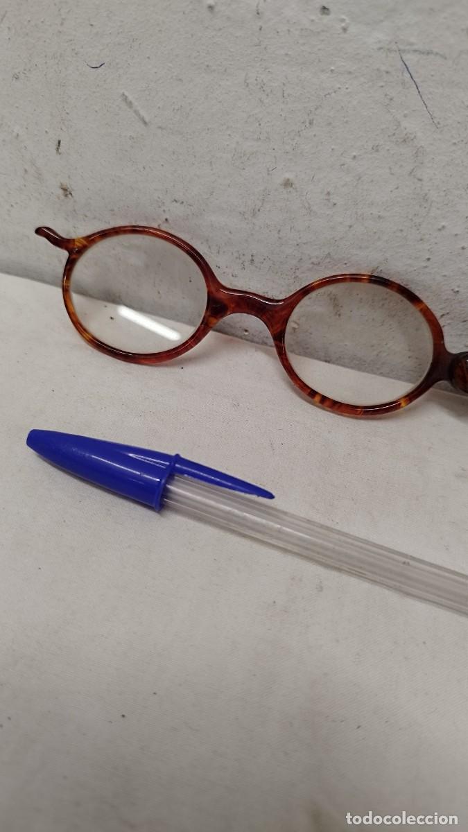 Antig&uuml;edades: Antiguas gafas graduadas plegables - Foto 2