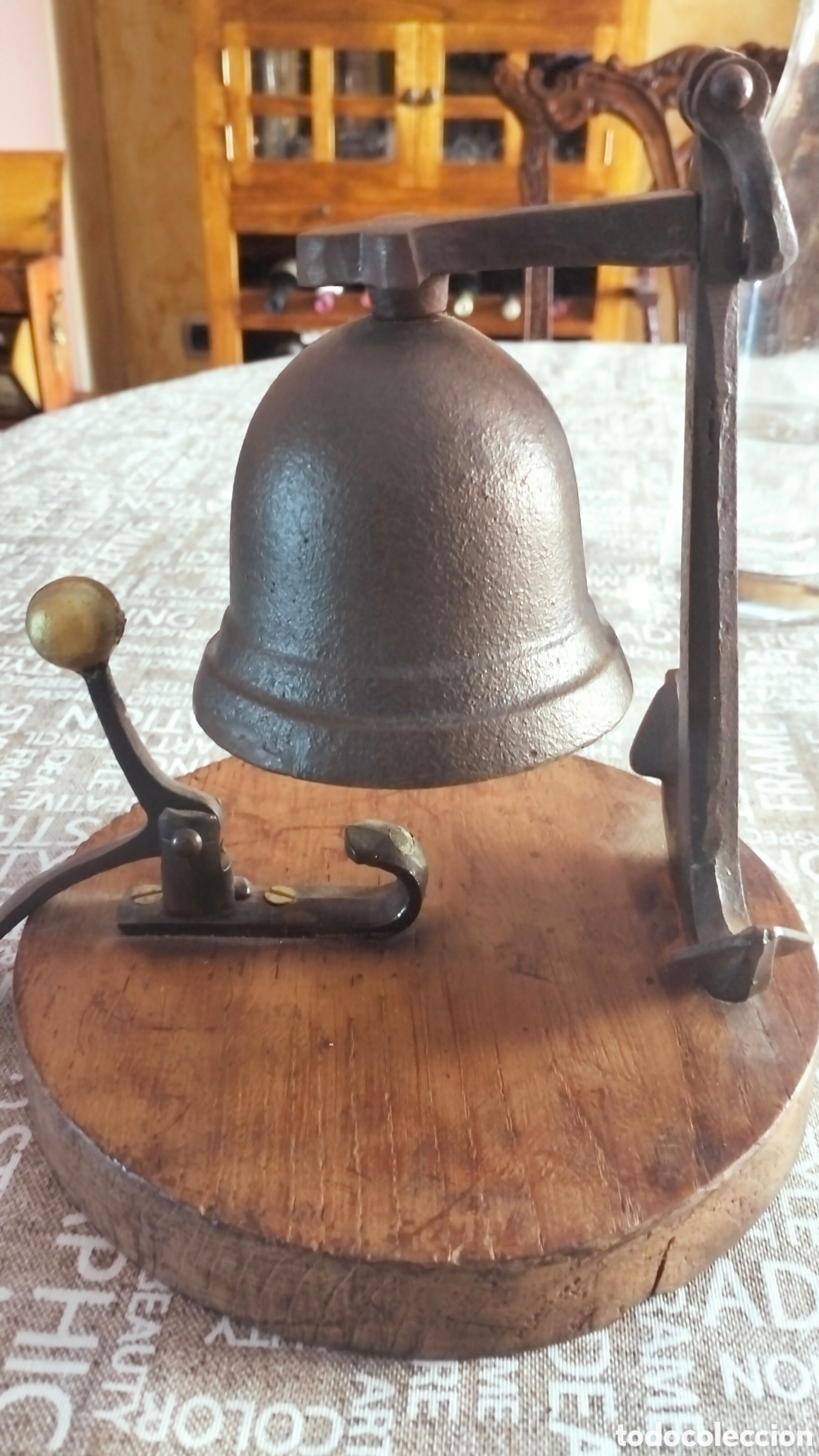Antig&uuml;edades: Campana Recepci&oacute;n - Foto 2