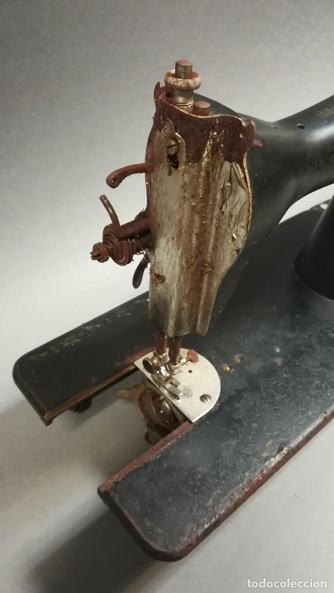 Antig&uuml;edades: MAQUINA DE COSER ALFA - Foto 4