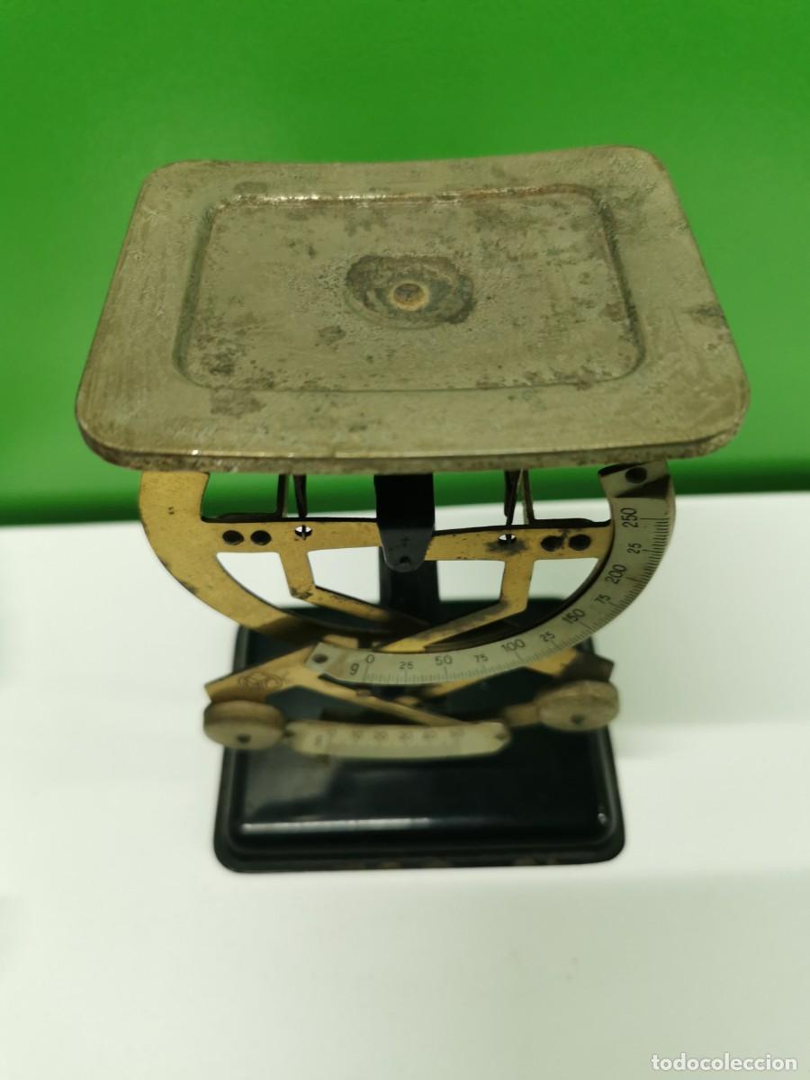 Antig&uuml;edades: BALANZA BASCULA PESACARTAS MARCA MYC - Foto 7