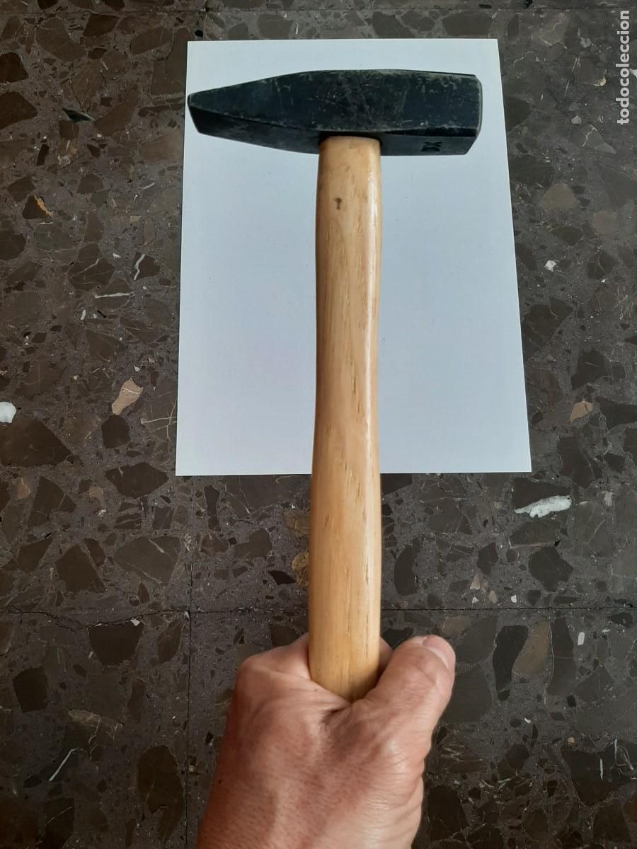 Antig&uuml;edades: MARTILLO, GENUINE HICKORY, MANGO LARGO, 31 CMS. TOTAL - Foto 1