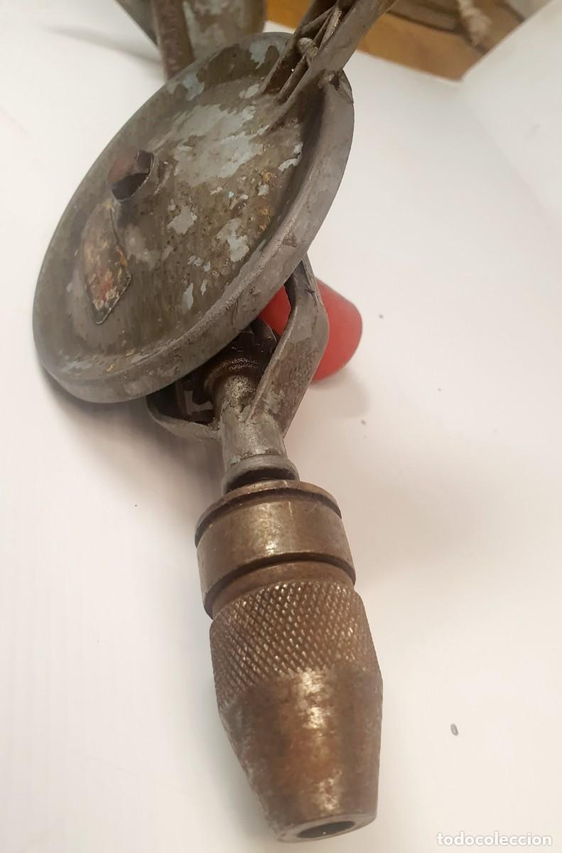 Antig&uuml;edades: TALADRO MANUAL DE HIERRO - Foto 7