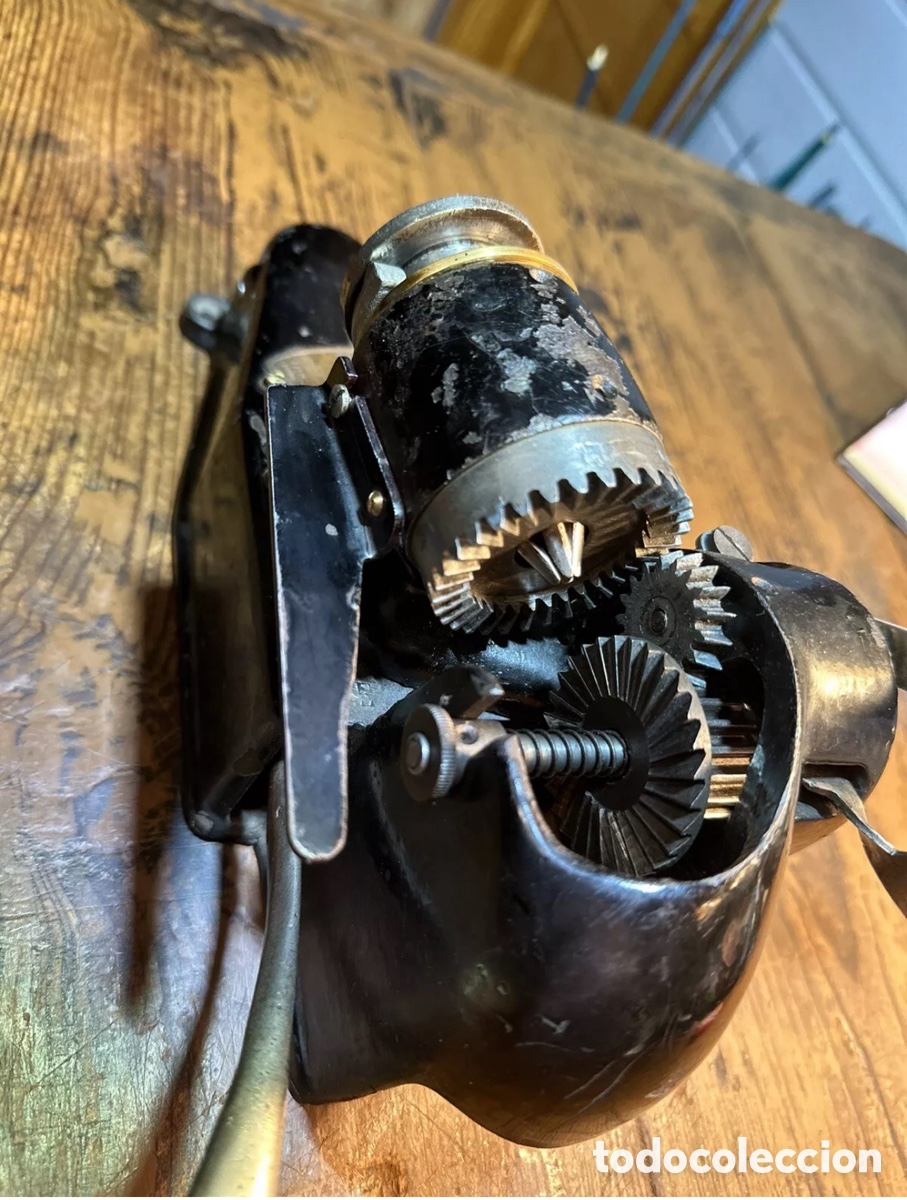 Antig&uuml;edades: Antiguo sacapuntas Iduna, modelo uno - Foto 3