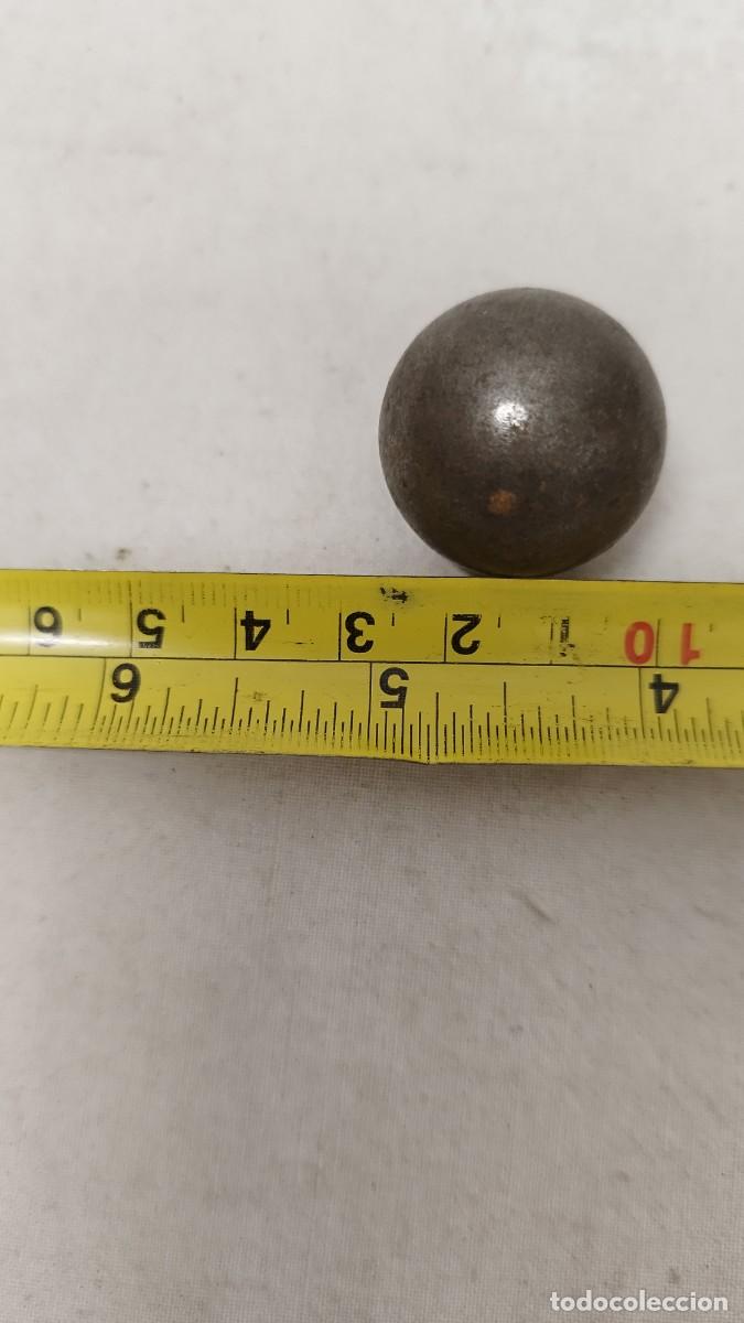 Antig&uuml;edades: Antigua bola de hierro - Foto 4