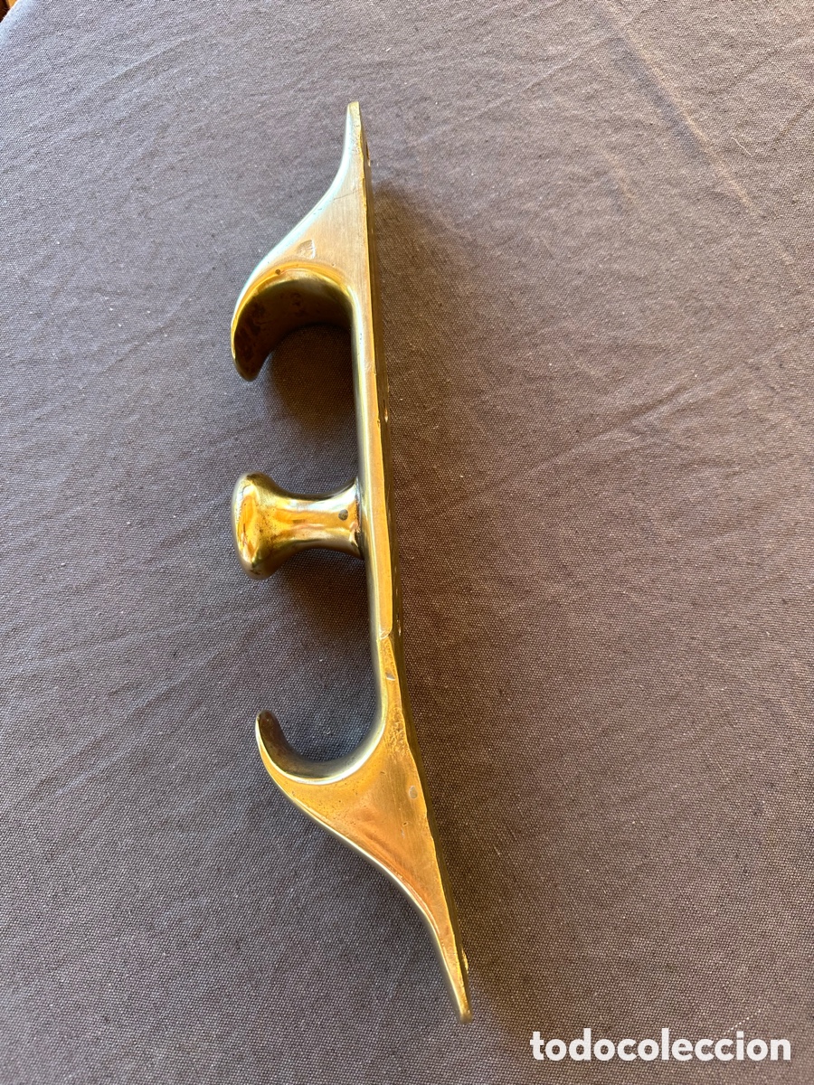 Antig&uuml;edades: Cornamuza grande en bronce. - Foto 5