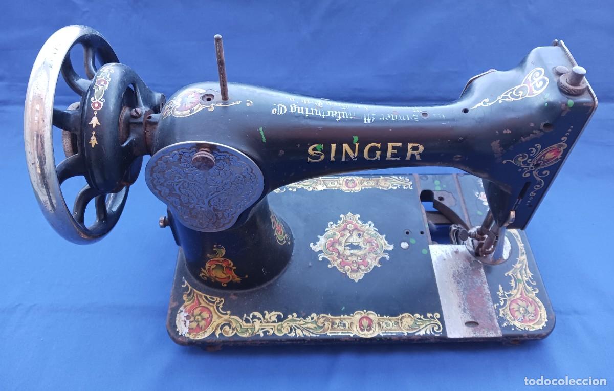 Antig&uuml;edades: Antigua maquina de coser Singer - Foto 2