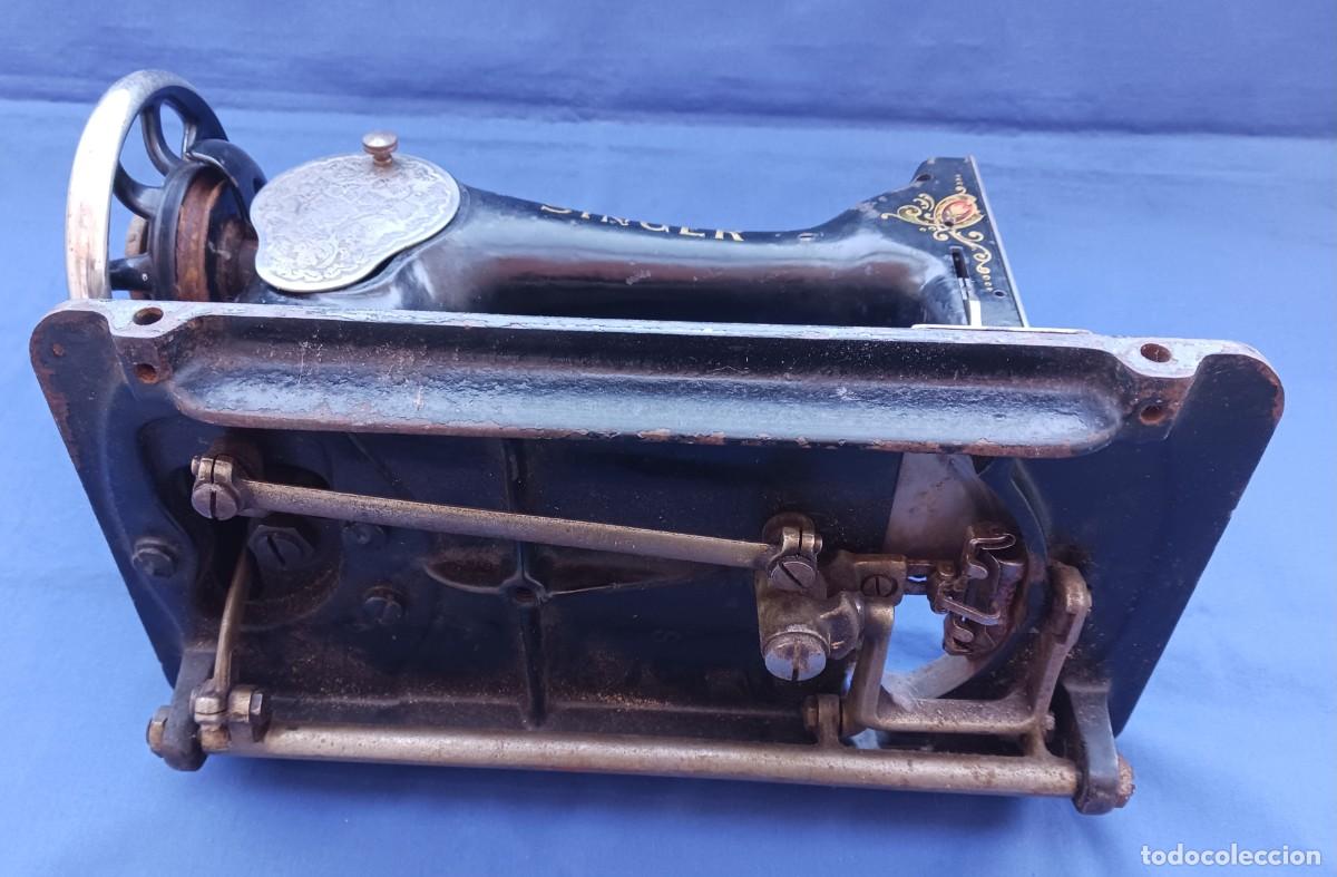 Antig&uuml;edades: Antigua maquina de coser Singer - Foto 5