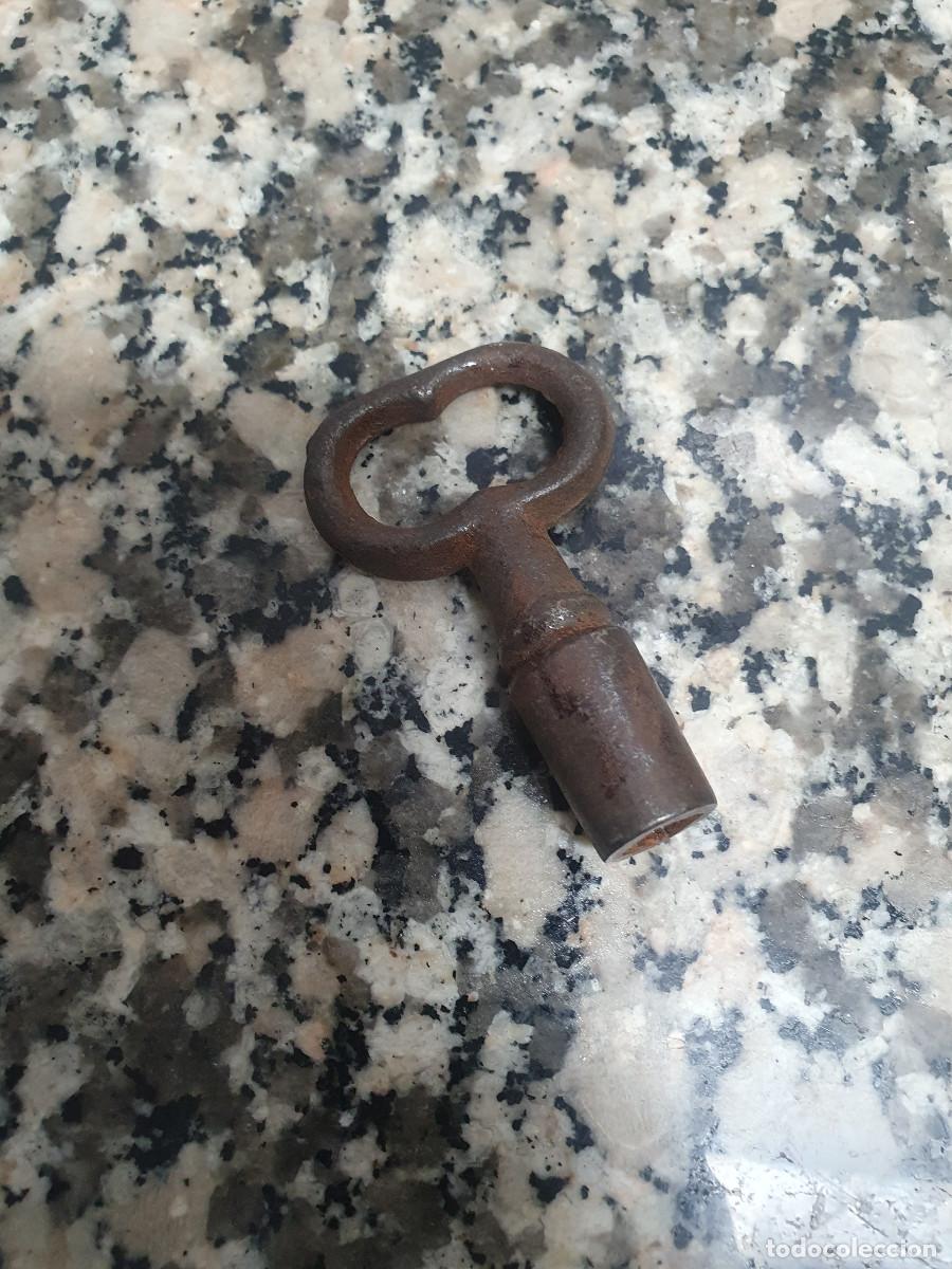 Antig&uuml;edades: LLAVE PARA RELOJ PARA 8 mm. - Foto 1