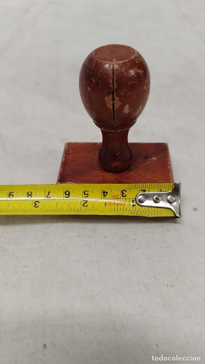 Antig&uuml;edades: Antiguo tamp&oacute;n de tinta de madera,a estudiar - Foto 9