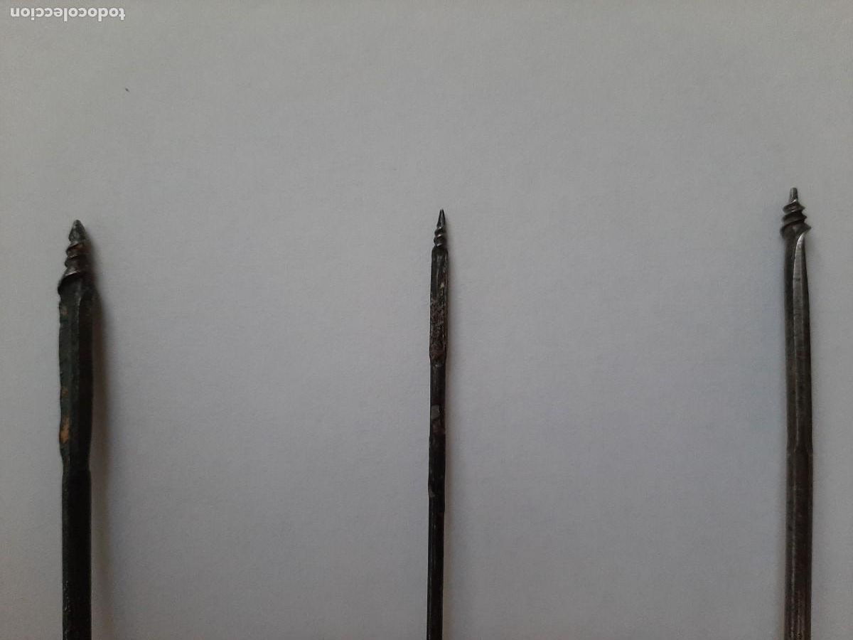Antig&uuml;edades: 3 BARRENAS CARPINTERO, MANGOS DE MADERA - Foto 3