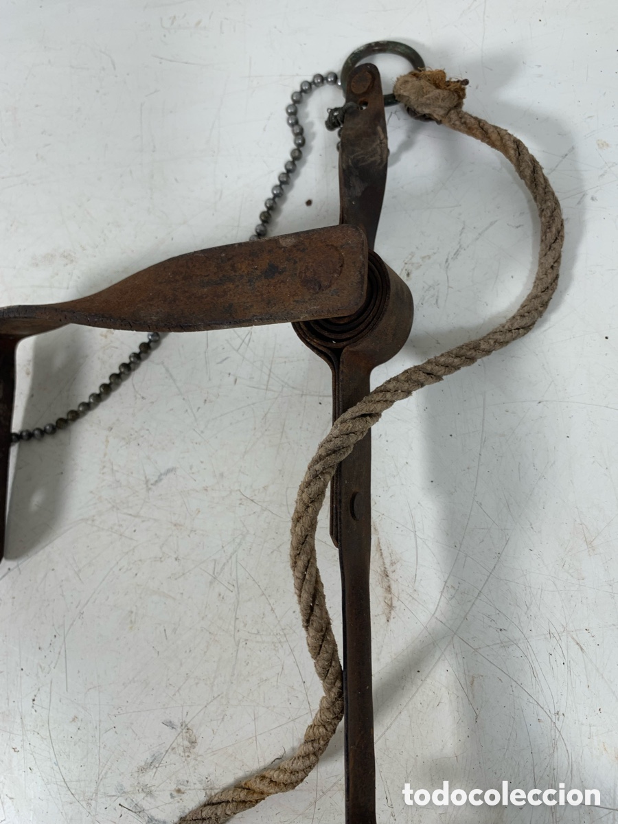 Antig&uuml;edades: 01_ Campana de resorte - Foto 2
