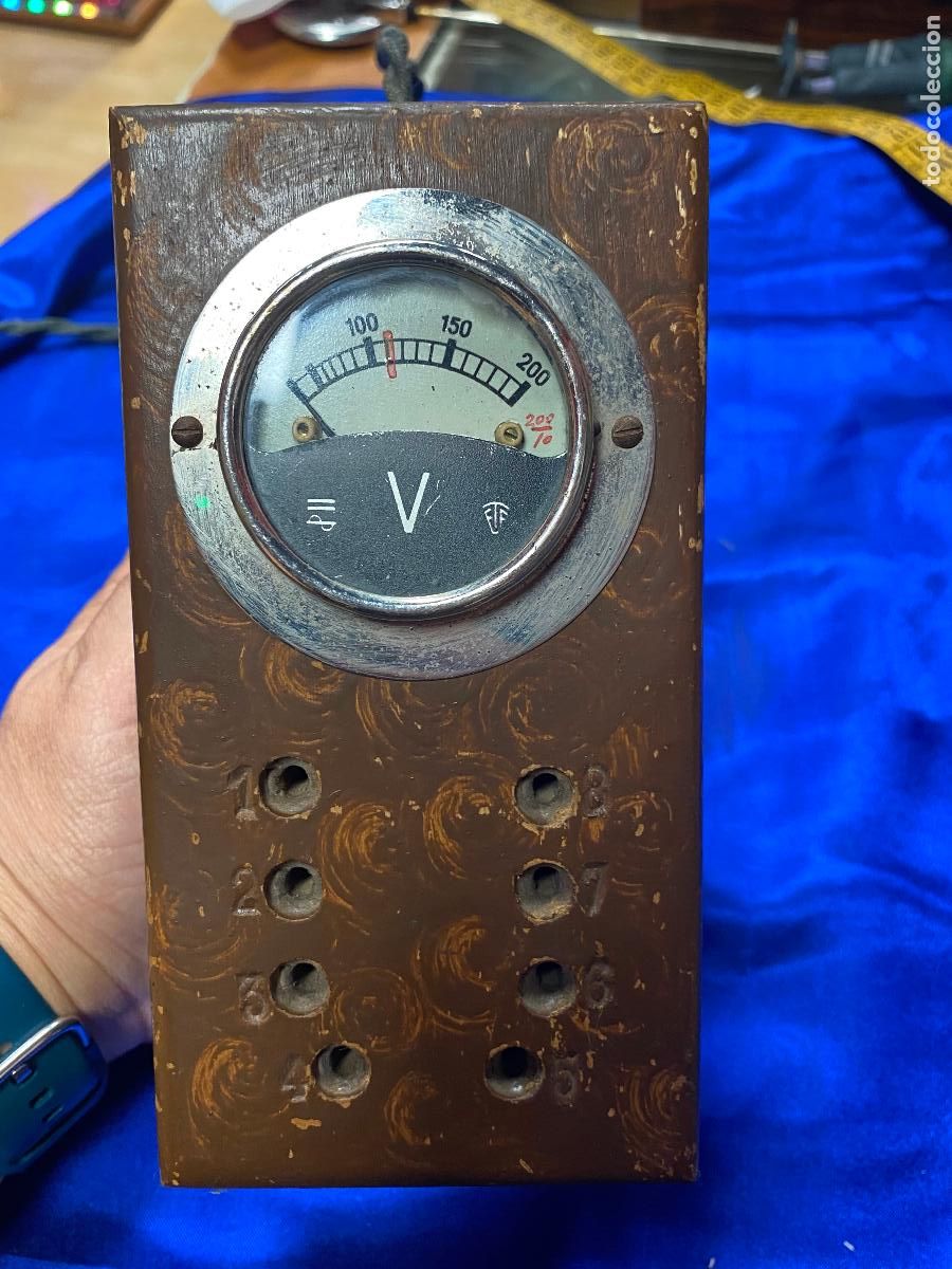 Antig&uuml;edades: VOLTIMETRO ELEVADOR REDUCTOR - Foto 1