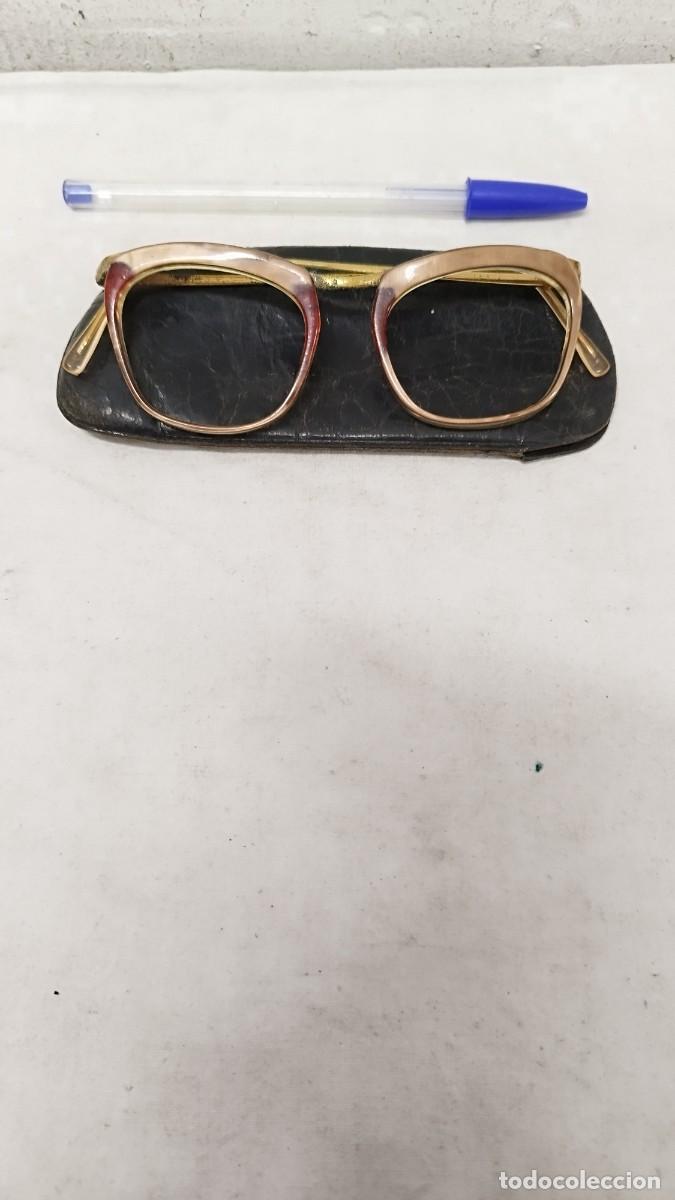 Antig&uuml;edades: Antigua montura de gafas,con su funda. - Foto 1