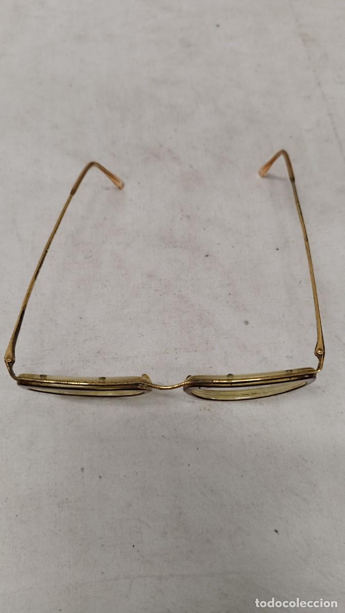 Antig&uuml;edades: Antigua montura de gafas,con su funda. - Foto 3