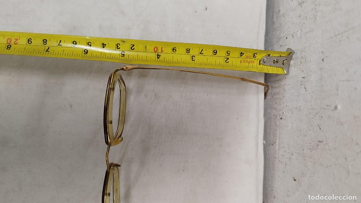 Antig&uuml;edades: Antigua montura de gafas,con su funda. - Foto 7