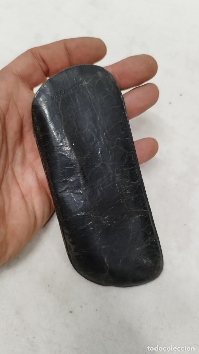 Antig&uuml;edades: Antigua montura de gafas,con su funda. - Foto 10