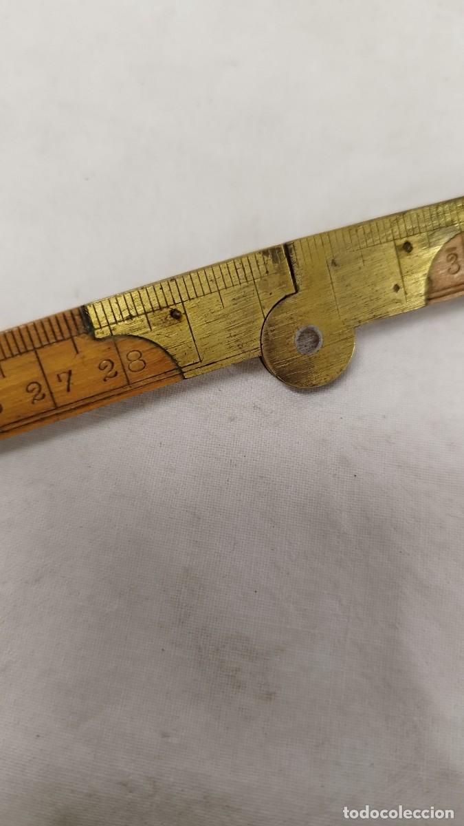 Antig&uuml;edades: Antigua regla de madera plegable,de 60 cm - Foto 5