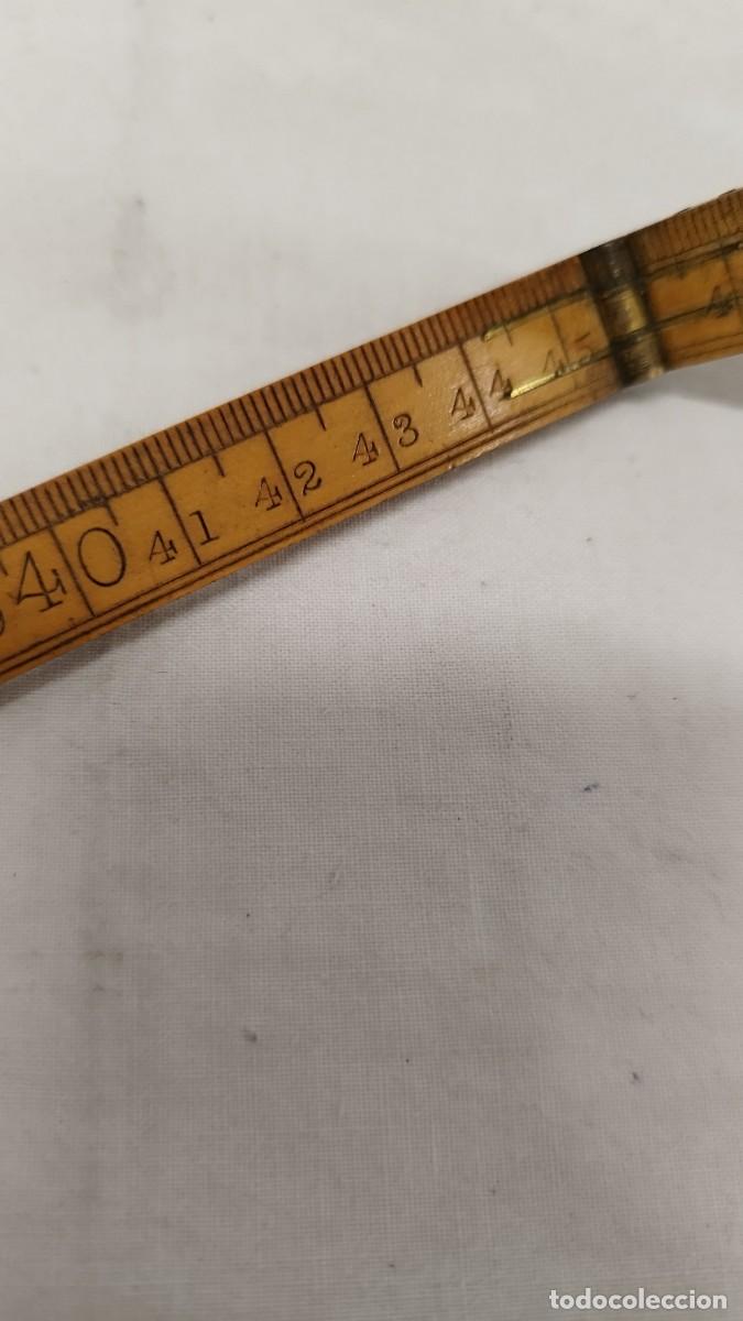 Antig&uuml;edades: Antigua regla de madera plegable,de 60 cm - Foto 7