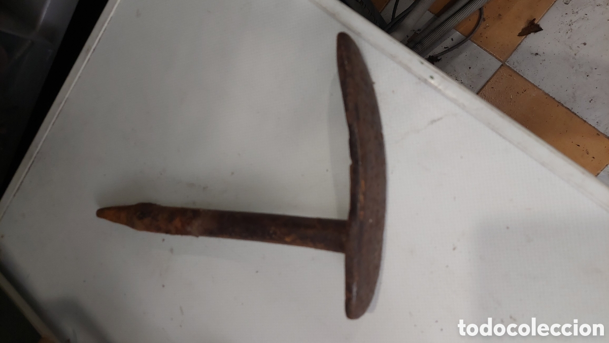Antig&uuml;edades: Yunque zapatero biorna - Foto 1
