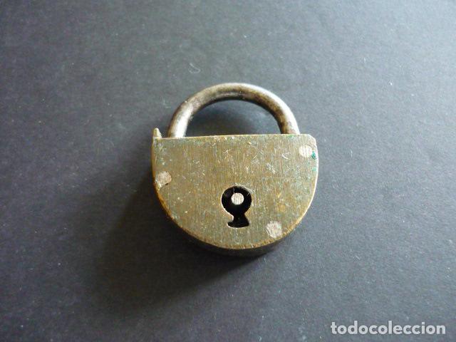 Antig&uuml;edades: ANTIGUO CANDADO SIN LLAVE 3 X 2,5 CMTS - Foto 1