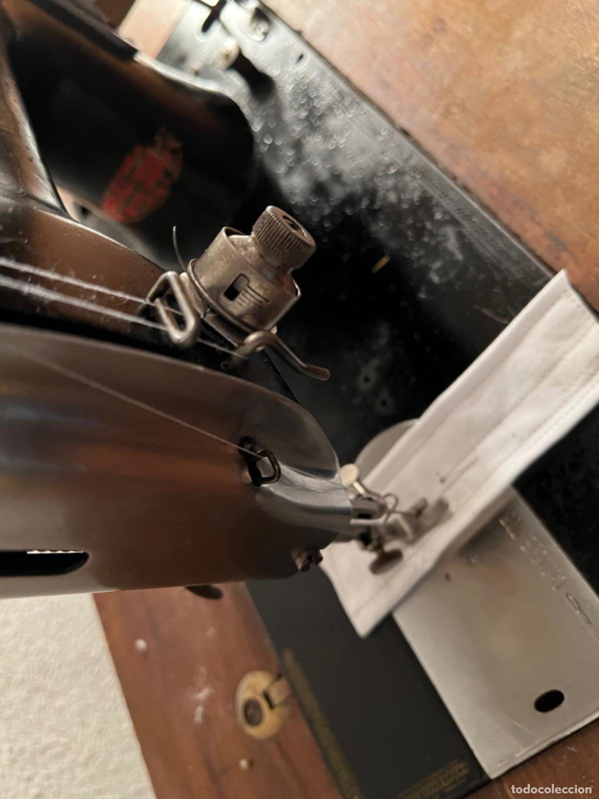 Antig&uuml;edades: M&aacute;quina de coser Marca SIGMA modelo 100-6 - Foto 6