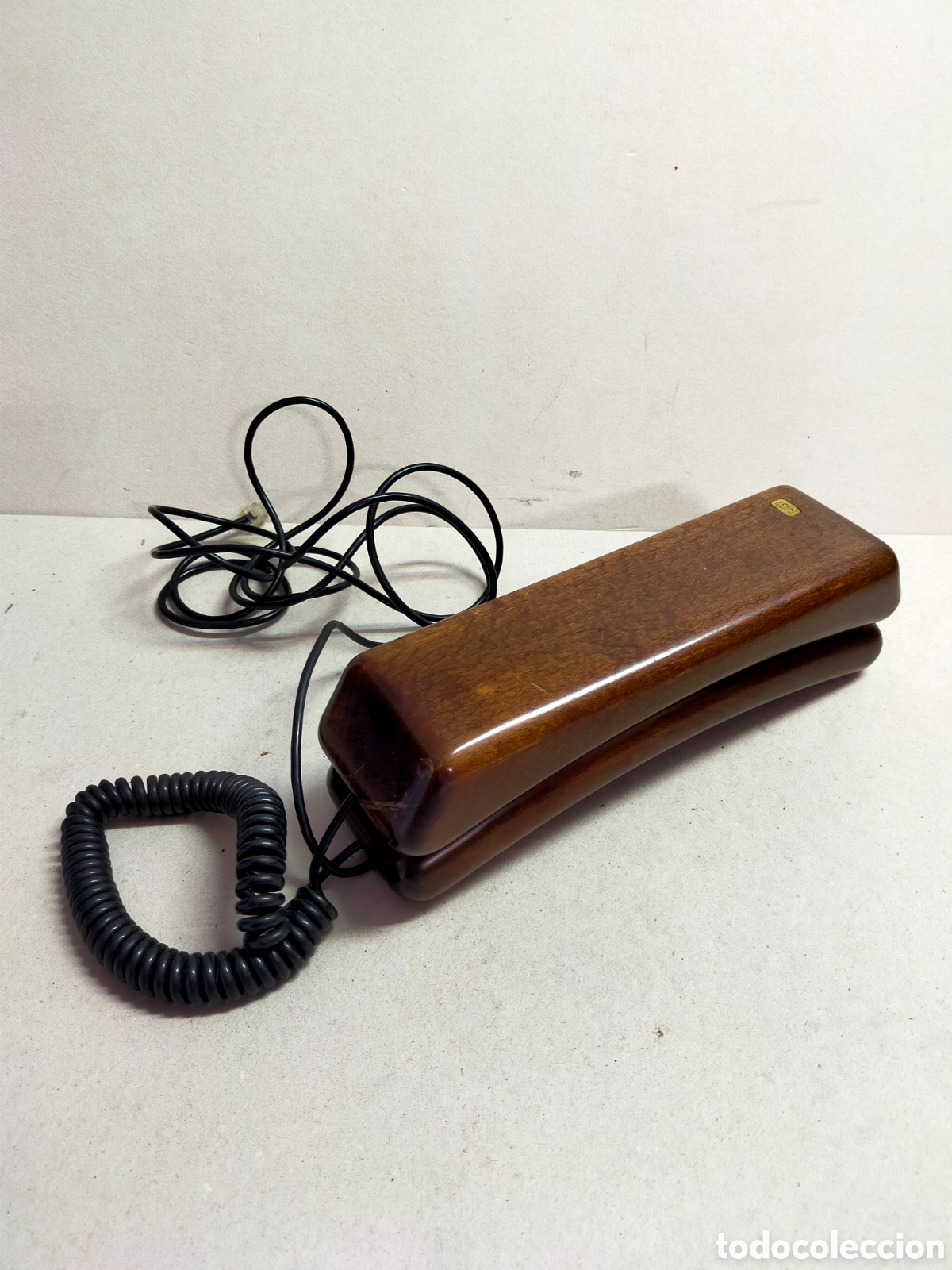 Tel&eacute;fonos: TELEFONO DE MADERA SOLAC TELECOM MODELO M1011. MADE IN SPAIN. FUNCIONA. - Foto 1