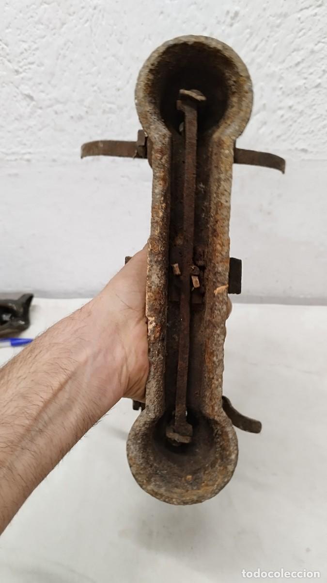 Antig&uuml;edades: Antigua gran balanza a restaurar - Foto 16