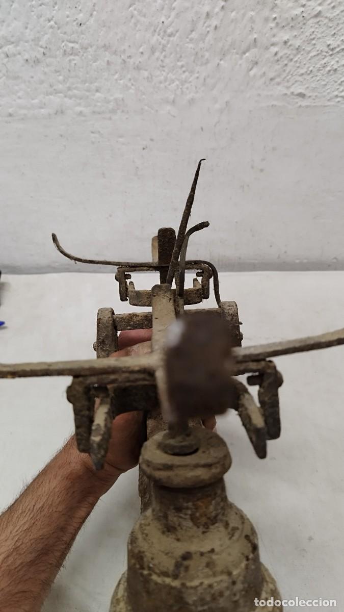 Antig&uuml;edades: Antigua gran balanza a restaurar - Foto 18