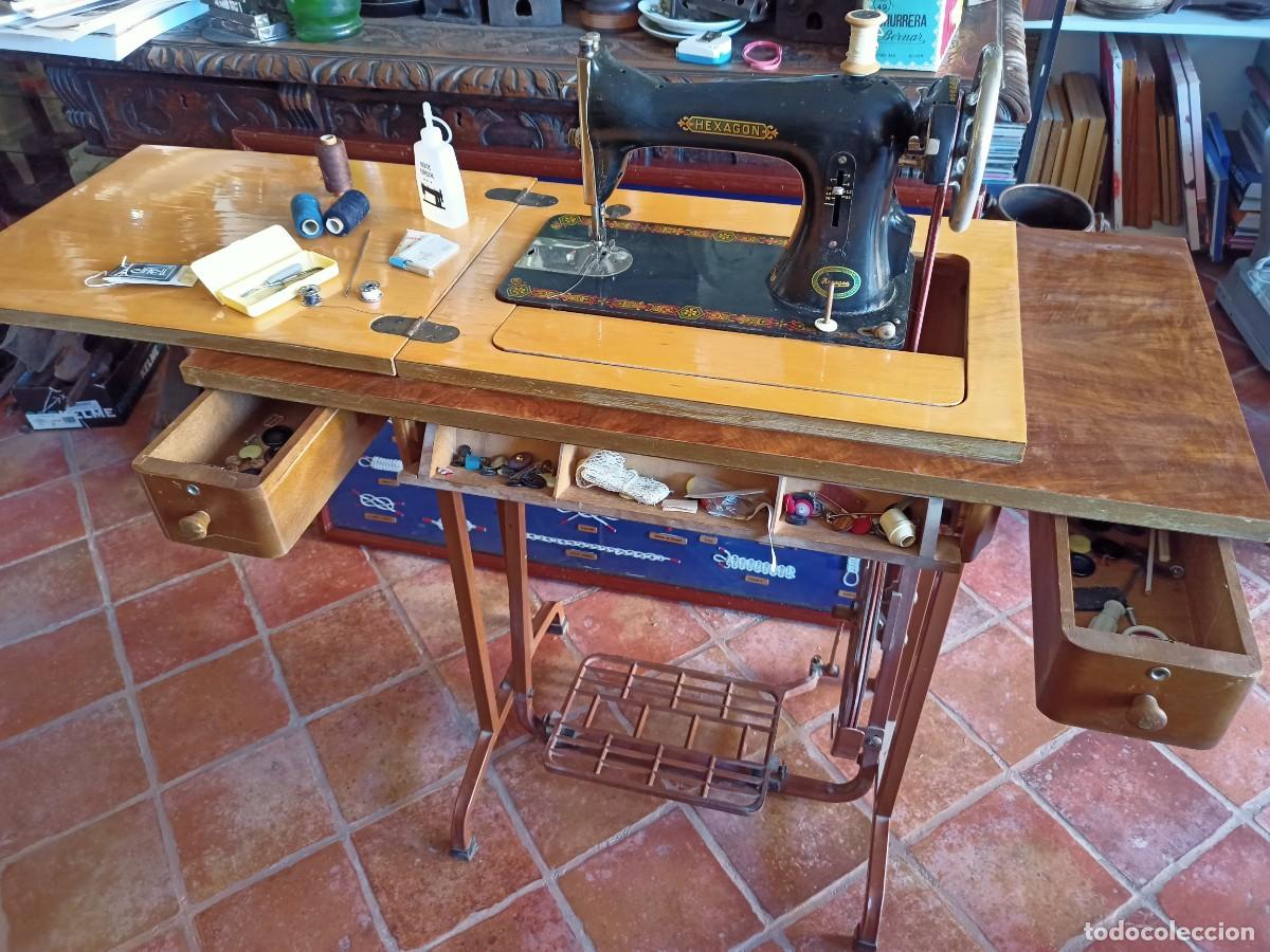 Antig&uuml;edades: Maquina de coser Hexagon, completa - Foto 1