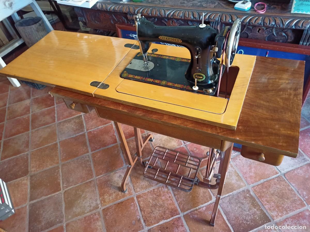 Antig&uuml;edades: Maquina de coser Hexagon, completa - Foto 4