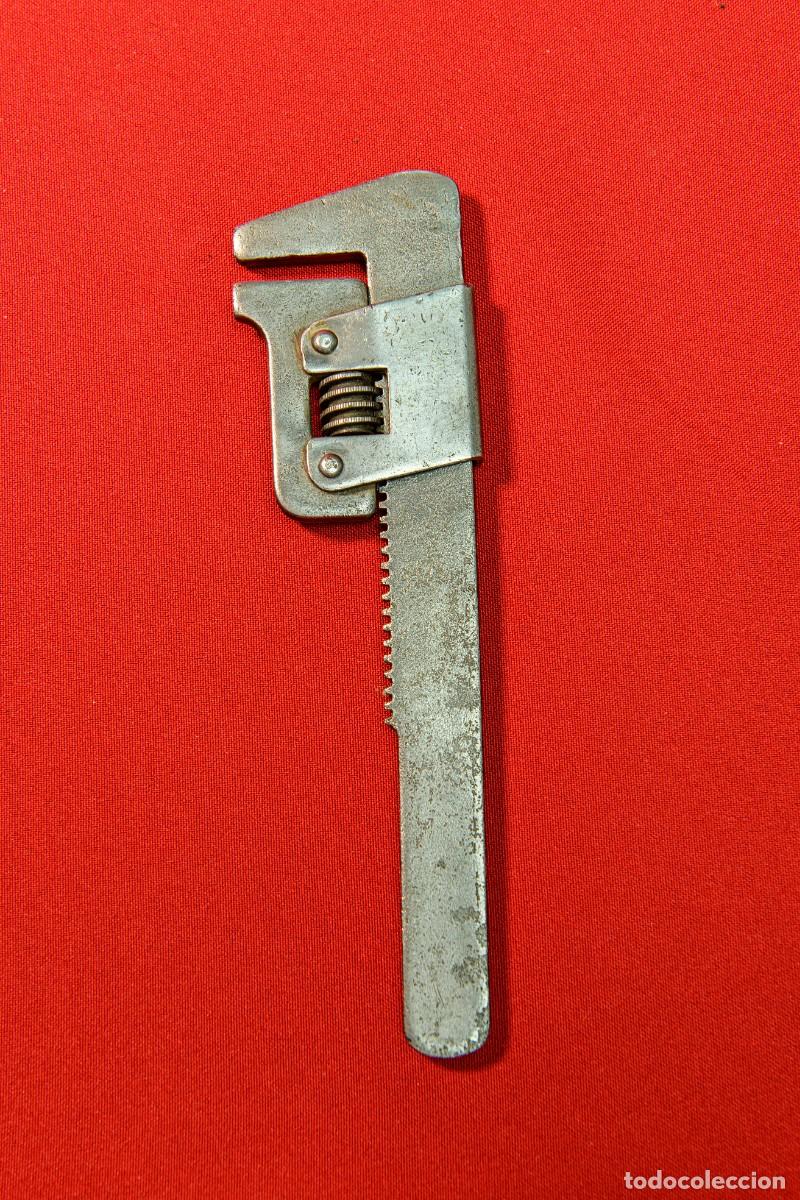 Antig&uuml;edades: Antigua llave inglesade 20 cm - Foto 2