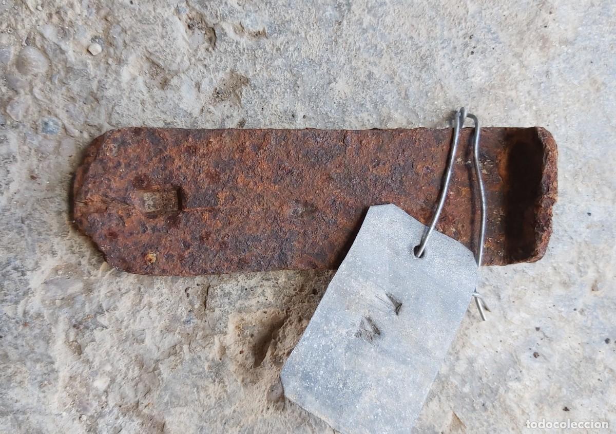 Antig&uuml;edades: Pieza de forja - Foto 1