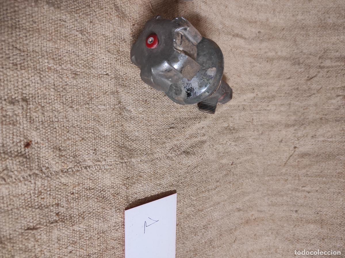 Antig&uuml;edades: dos grifos - Foto 3