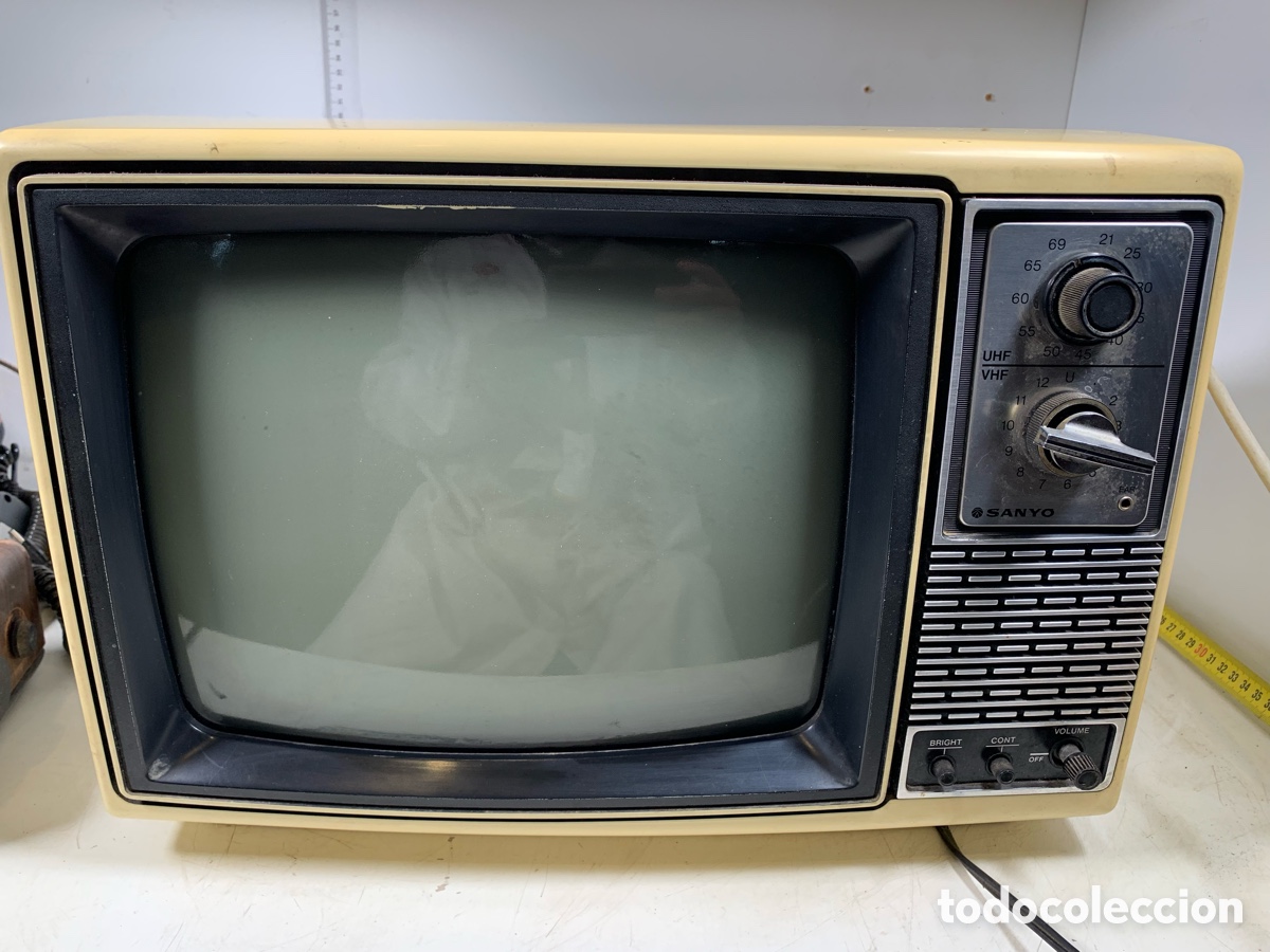 Antig&uuml;edades: 01_ televisor SANYƠ MODEL 14-T412DU - Foto 1