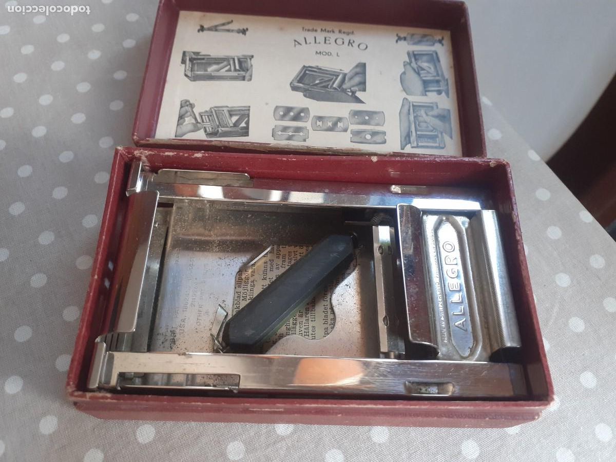 Antig&uuml;edades: M&aacute;quina de afilar cuchillas de afeitar - Foto 1