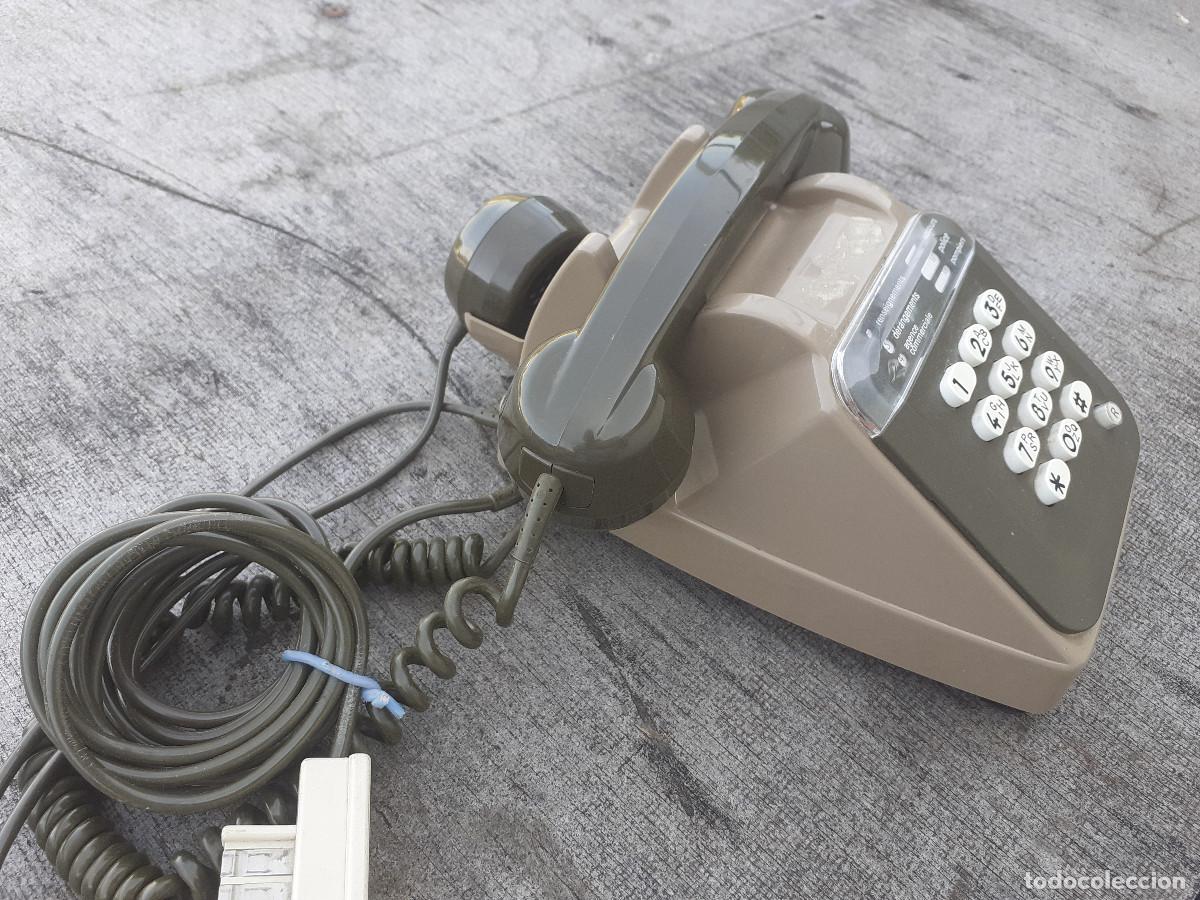 Tel&eacute;fonos: Tel&eacute;fono de teclas con escuchador - Foto 1