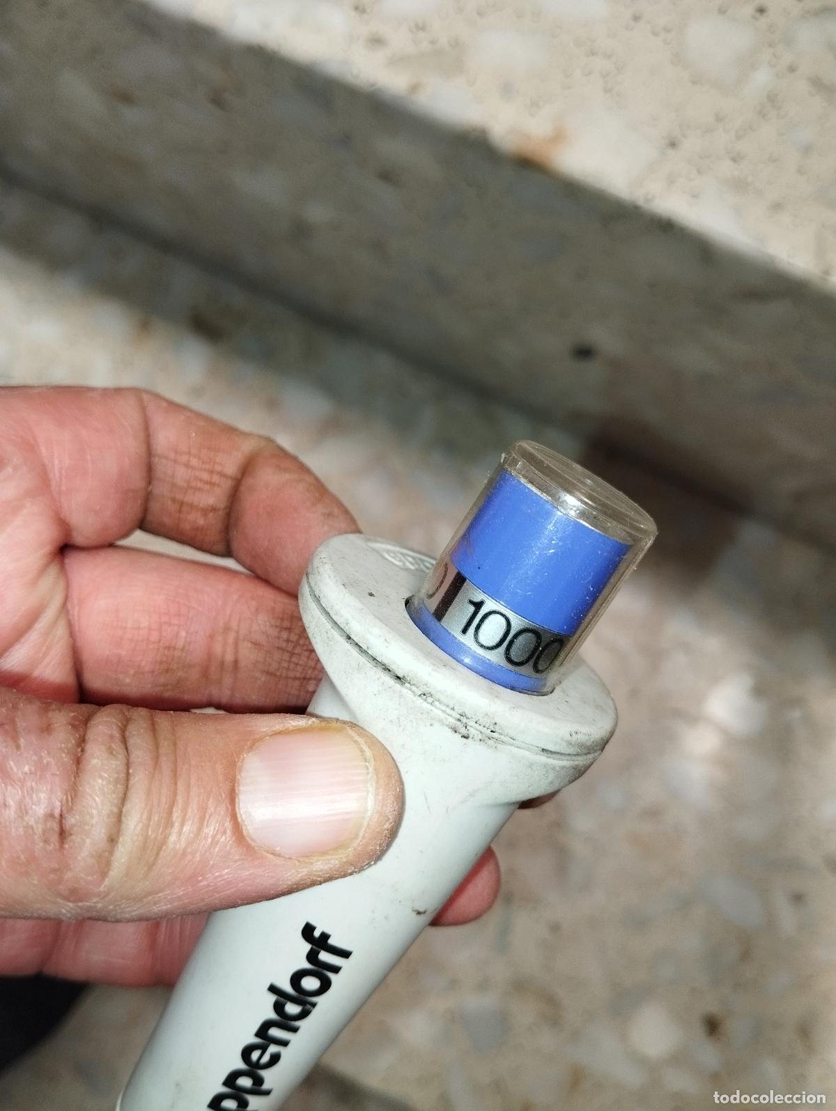 Antig&uuml;edades: PIPETA EPPENDORF DE LABORATORIO - Foto 2